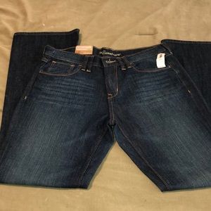 ✨NWT✨ Old Navy dark wash  jeans.